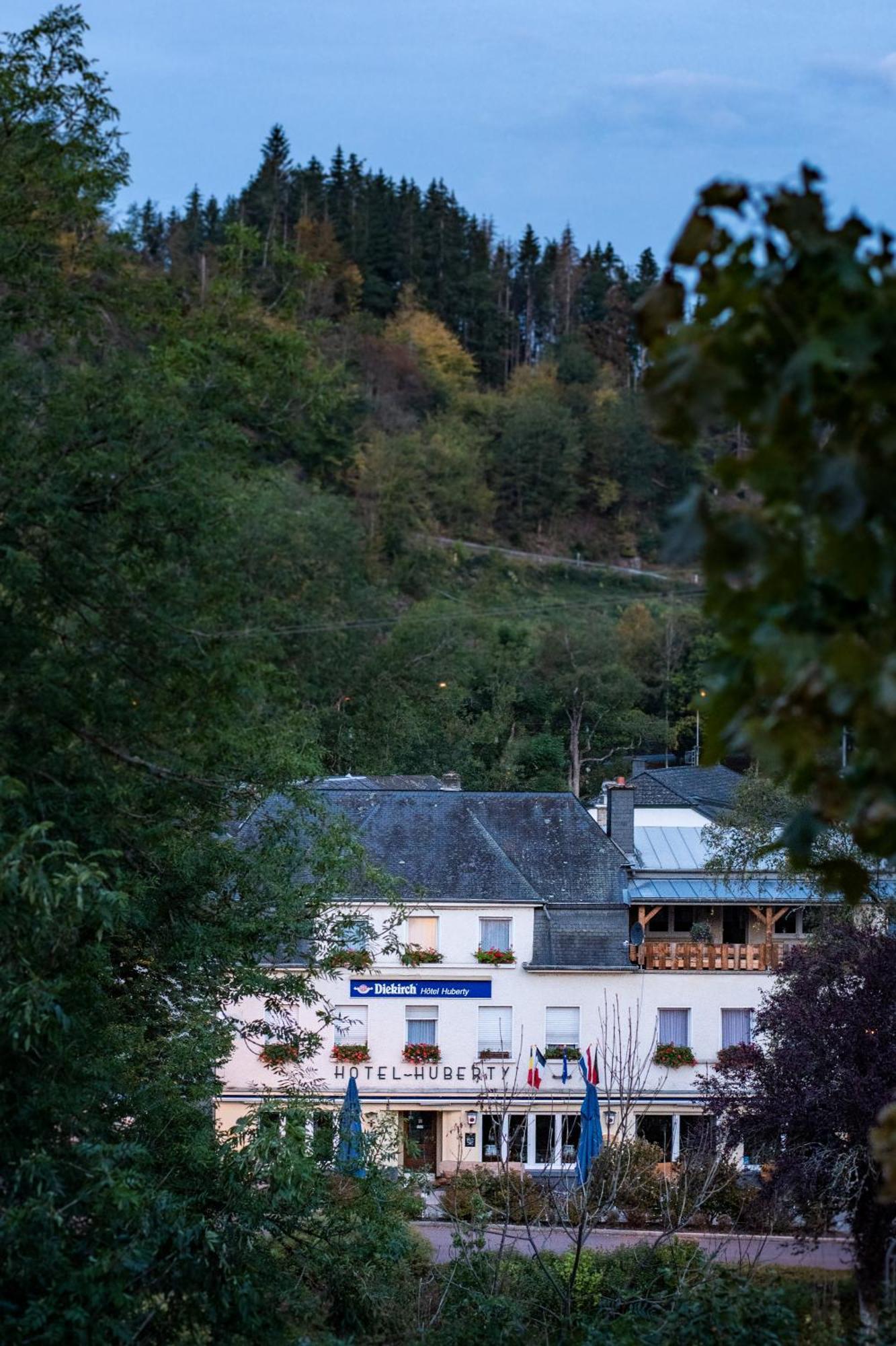 Hotel Huberty Kautenbach Екстер'єр фото